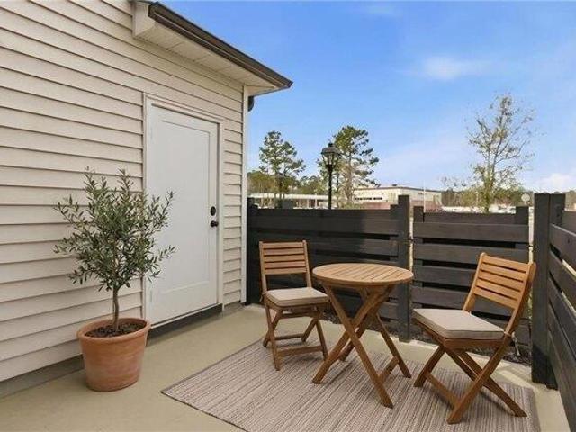 Condo for sale in Virginia
