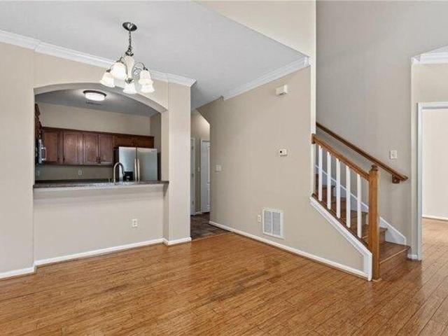 Condo for sale in Virginia
