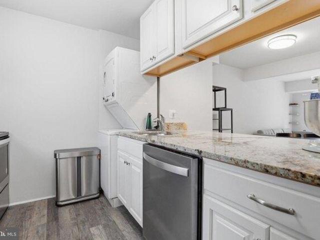 Condo for sale in Virginia