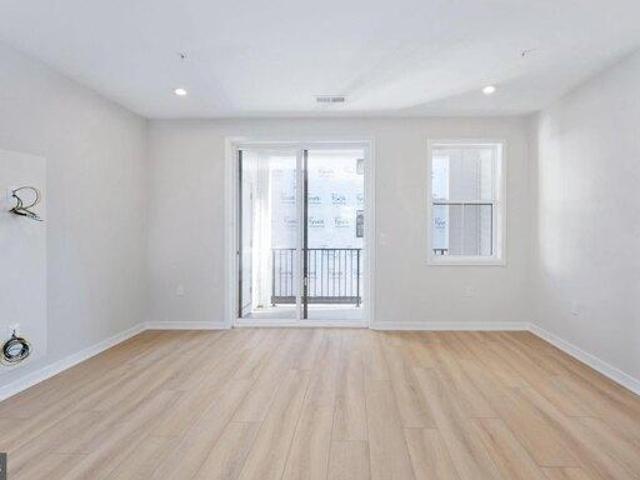 Condo for sale in Virginia