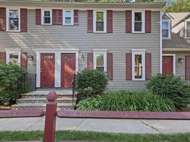 Condo for sale in Chelmsford, Massachusetts
