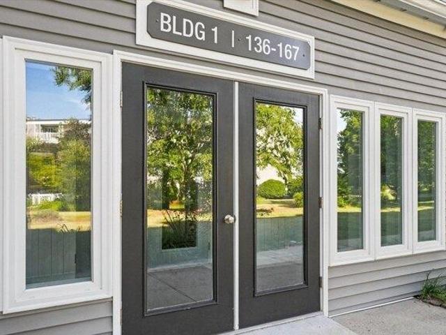 Condo for sale in Chelmsford, Massachusetts