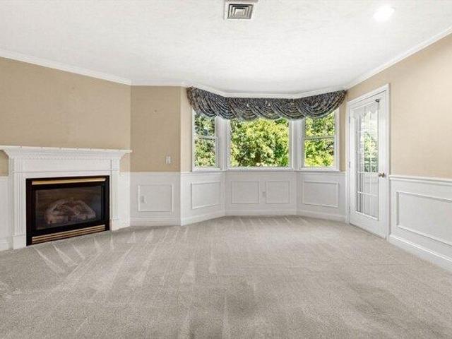 Condo for sale in Chelmsford, Massachusetts