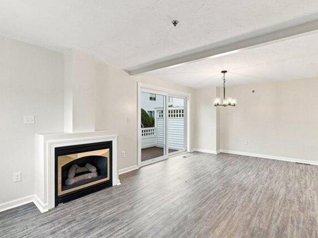 Condo for sale in Chelmsford, Massachusetts