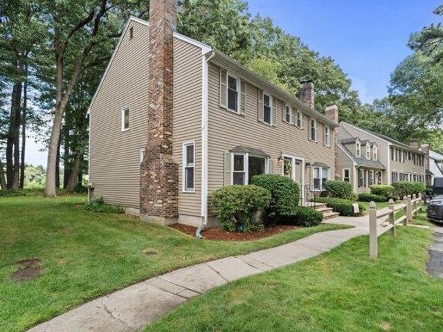 Condo for sale in Wellman Village, Chelmsford