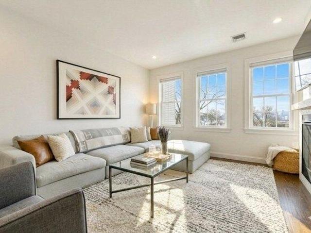 Condo for sale in Chelsea, Massachusetts