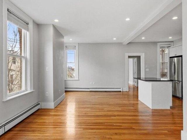 Condo for sale in Chelsea, Massachusetts