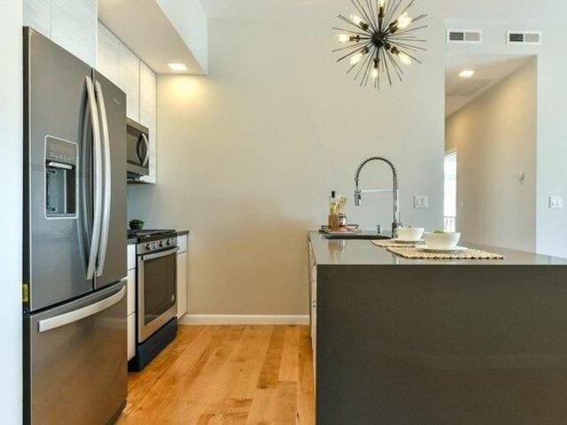 Condo for sale in Chelsea, Massachusetts
