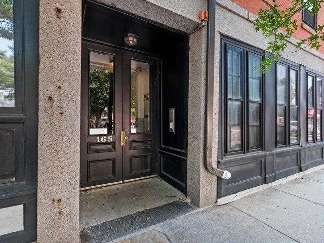 Condo for sale in Downtown Chelsea Residential Historic District, Chelsea