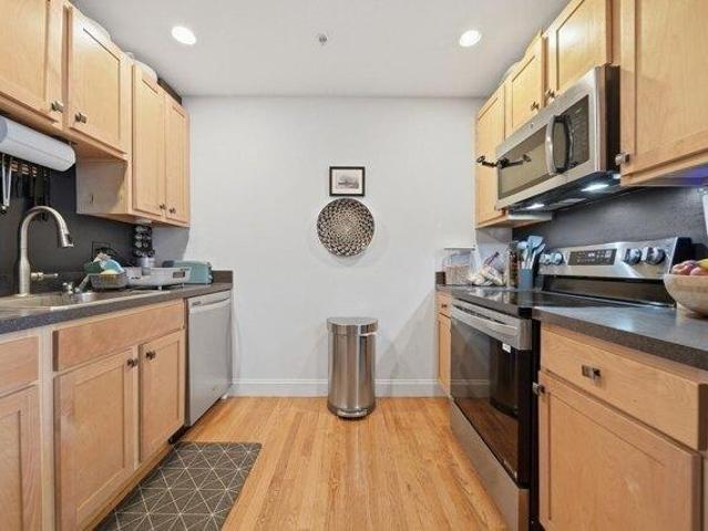 Condo for sale in Box District, Chelsea