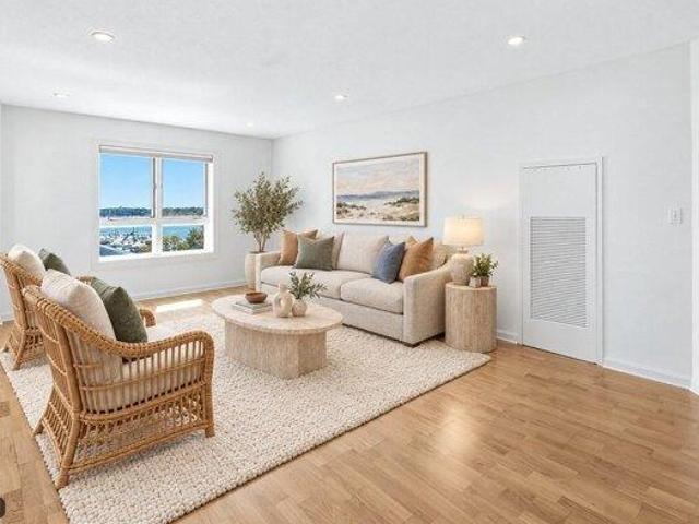 Condo for sale in Bellingham Hill, Chelsea