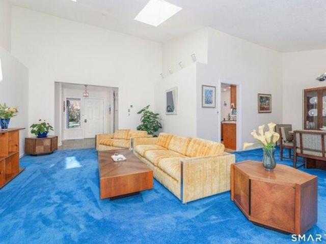 Condo for sale in Honeypot Glen, Cheshire