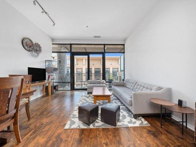 Condo for sale in Chicago, Illinois