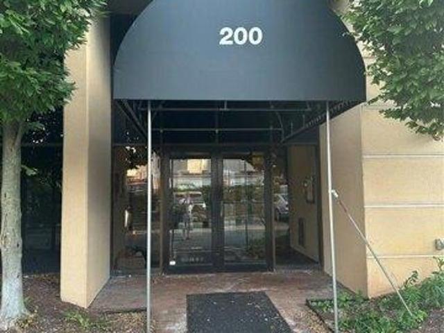 Condo for sale in Cliffside Park, New Jersey