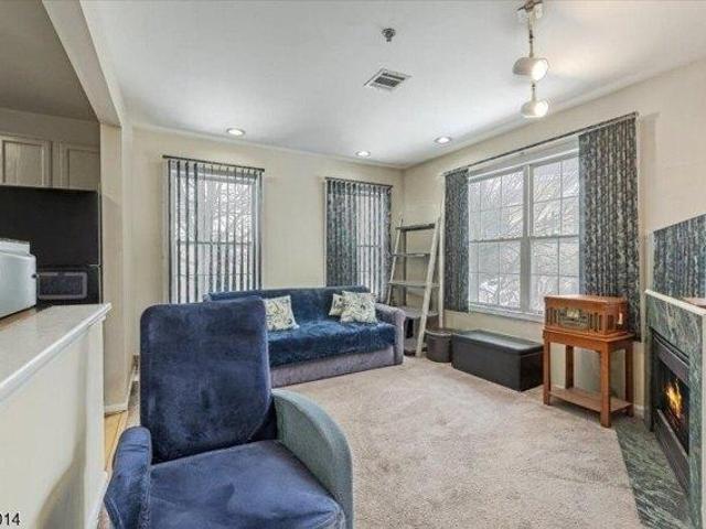 Condo for sale in Passaic, New Jersey