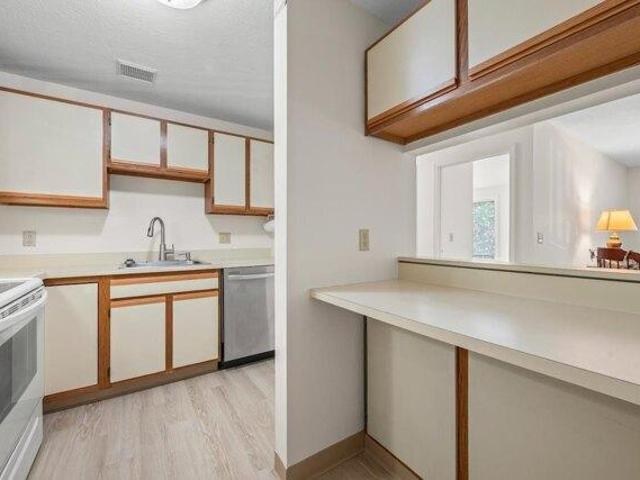 Condo for sale in New Hampshire