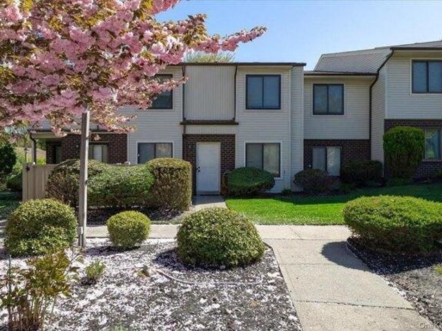 Condo for sale in Centereach, New York
