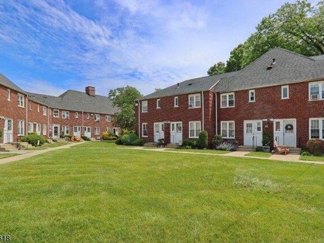 Condo for sale in Cranford, New Jersey