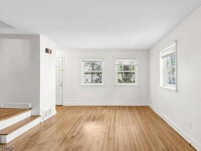 Condo for sale in Cranford, New Jersey
