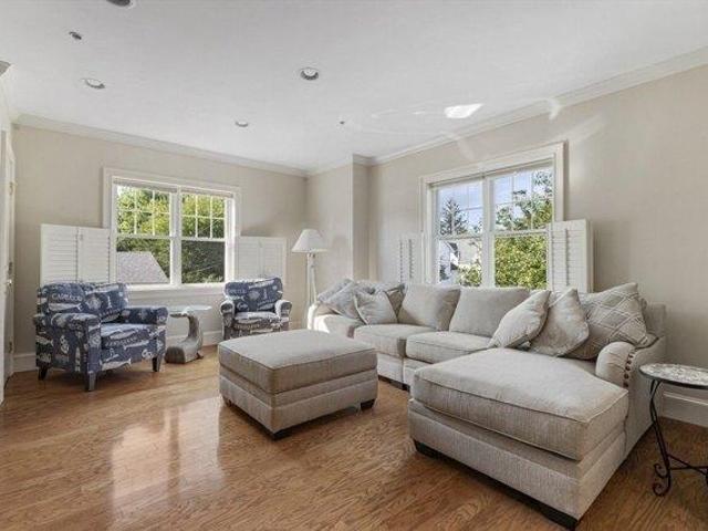 Condo for sale in Cranston, Rhode Island