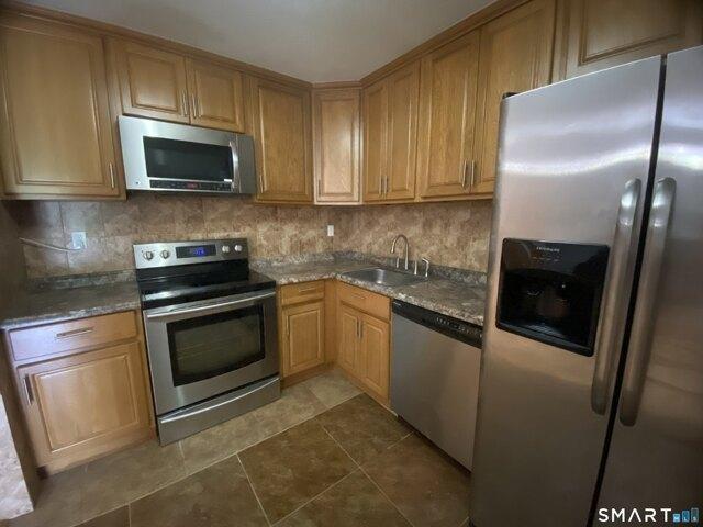 Condo for sale in Cromwell, Connecticut