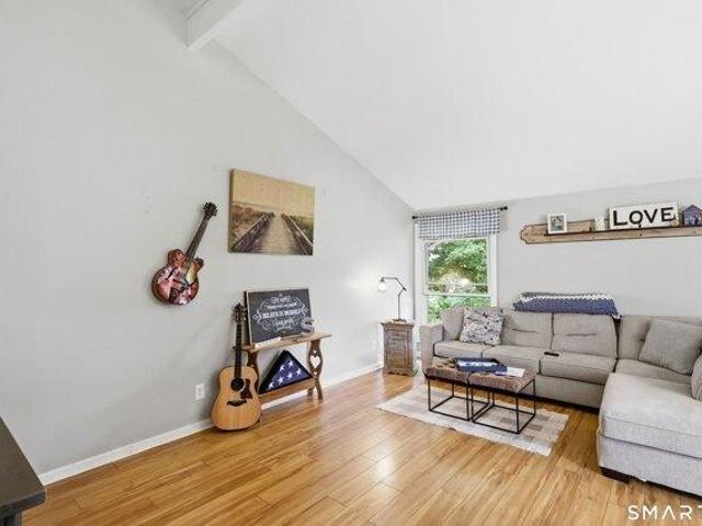 Condo for sale in The Landon of Cromwell, Cromwell