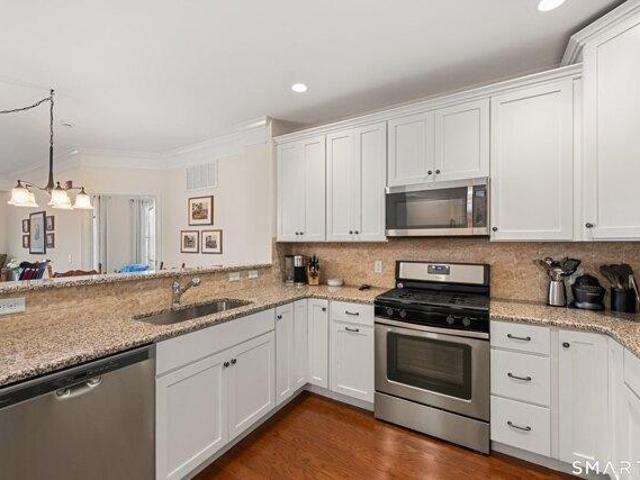 Condo for sale in Danbury, Connecticut