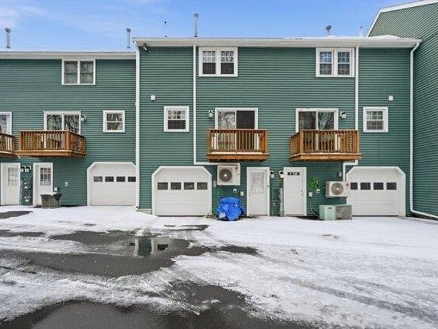 Condo for sale in Dracut, Massachusetts