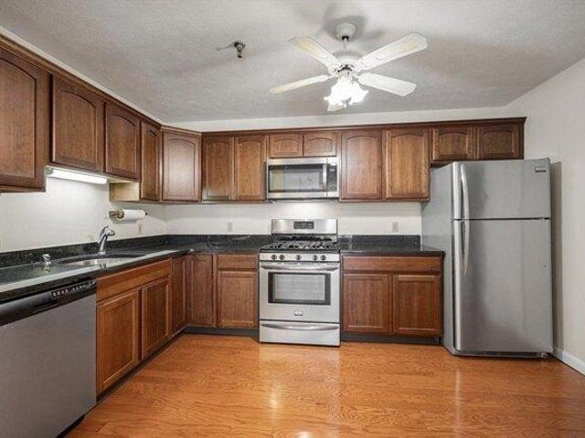 Condo for sale in Dracut, Massachusetts