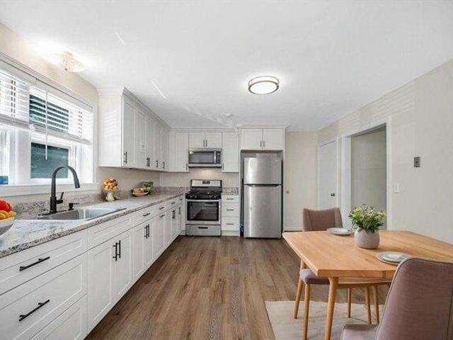 Condo for sale in Dracut, Massachusetts