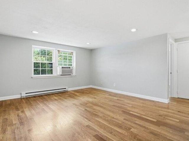 Condo for sale in Dracut, Massachusetts