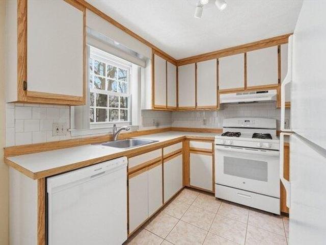 Condo for sale in Dracut, Massachusetts