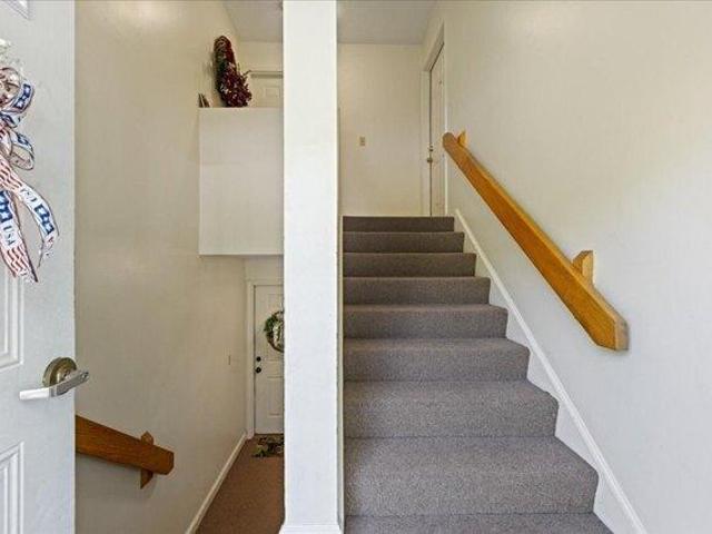 Condo for sale in Dracut, Massachusetts