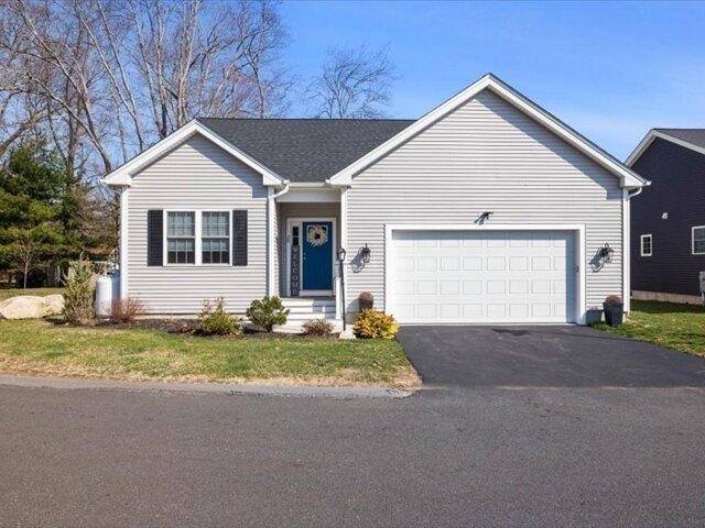 Condo for sale in Dudley, Massachusetts