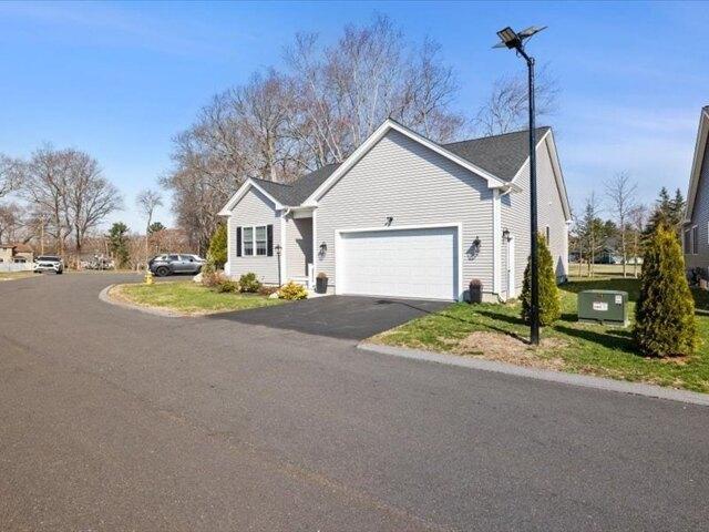 Condo for sale in Dudley, Massachusetts