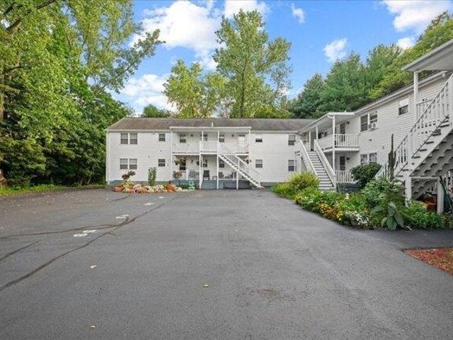 Condo for sale in Dudley, Massachusetts