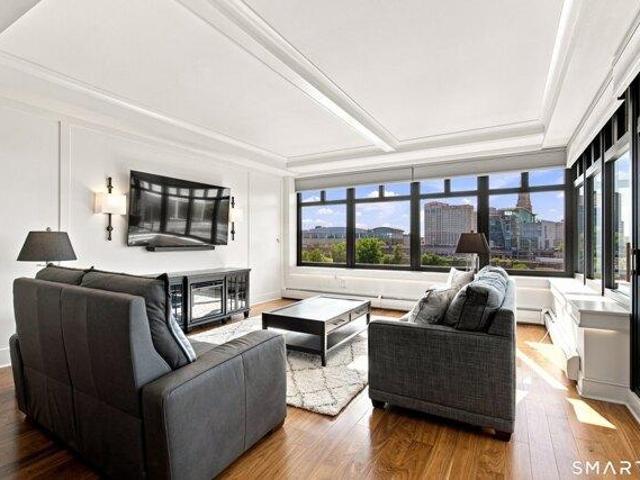 Condo for sale in East Hartford, Connecticut
