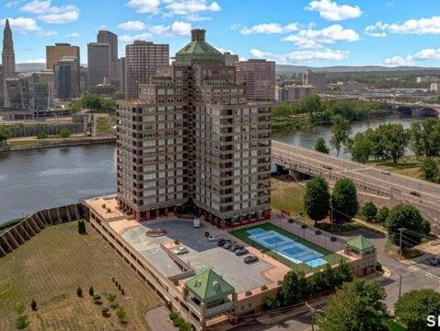Condo for sale in East Hartford, Capitol Planning Region