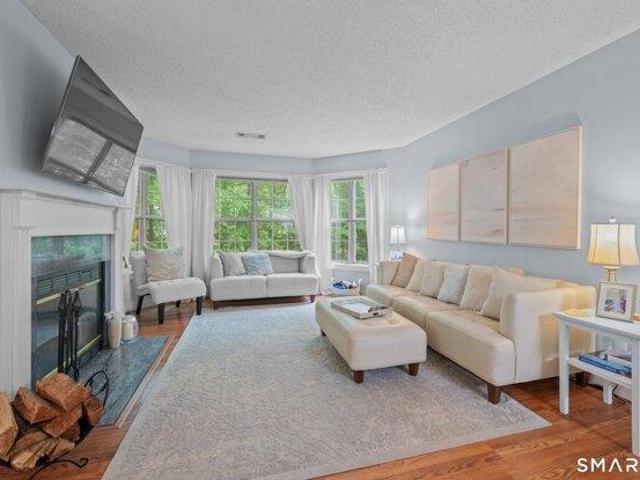 Condo for sale in East Haven, Connecticut