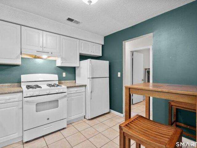 Condo for sale in East Haven, Connecticut