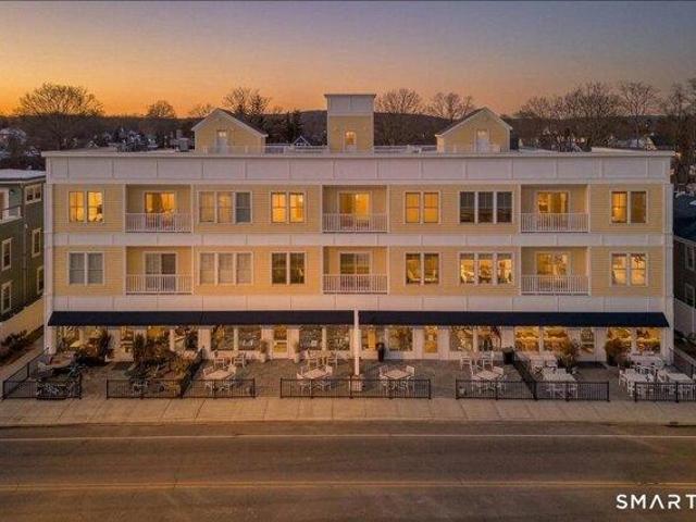 Condo for sale in East Lyme, Connecticut