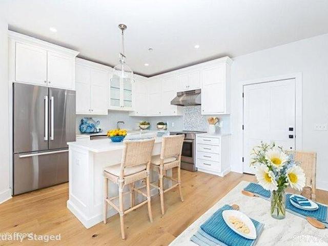 Condo for sale in Niantic, East Lyme