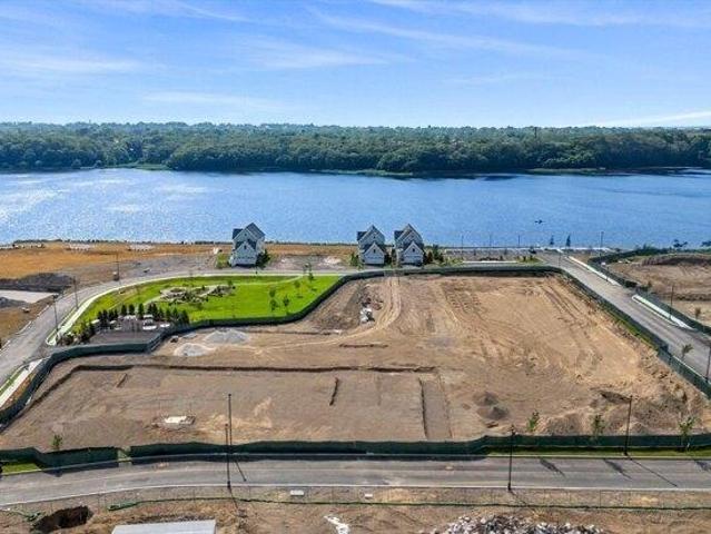 Condo for sale in East Providence, Rhode Island