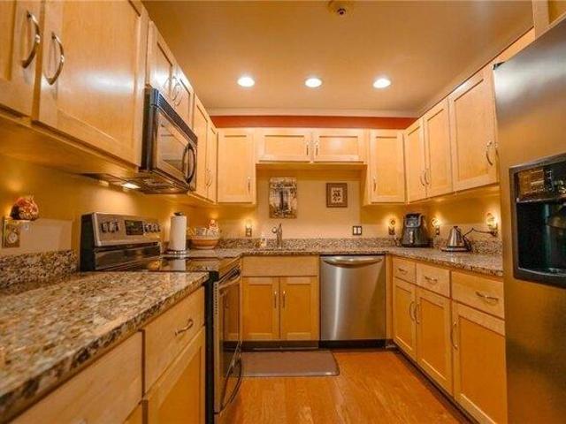 Condo for sale in East Providence, Providence County