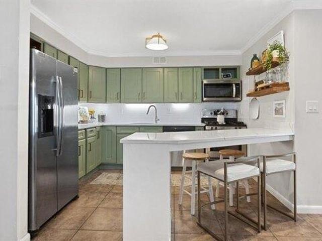 Condo for sale in East Rutherford, New Jersey