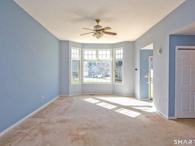 Condo for sale in East Windsor, Connecticut