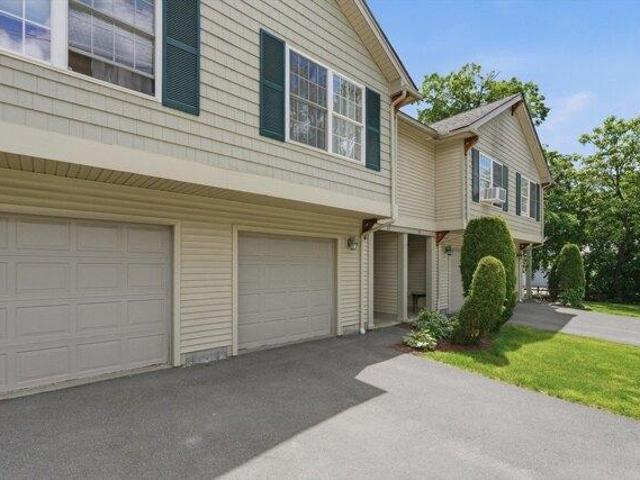Condo for sale in Easthampton, Massachusetts
