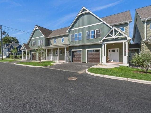 Condo for sale in Easthampton, Massachusetts