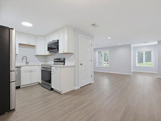 Condo for sale in Bristol, Massachusetts
