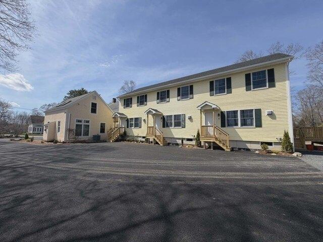 Condo for sale in Bristol, Massachusetts